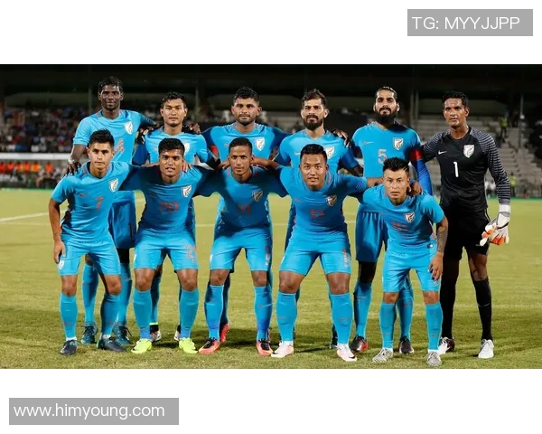 印度足球明星时尚穿搭解析展现个性与风格的完美结合 印度足球明星时尚穿搭解析展现个性与风格的完美结合