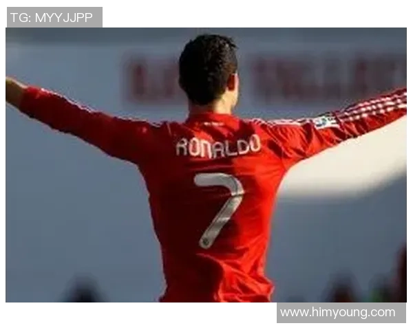 韩国足球明星优雅穿西装展现魅力风采引领时尚潮流 韩国足球明星优雅穿西装展现魅力风采引领时尚潮流