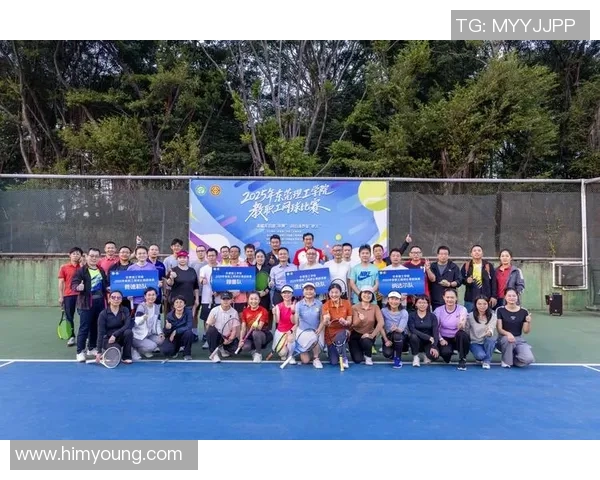 北京网球队团队协作引发热议球员间配合与沟通问题亟待解决